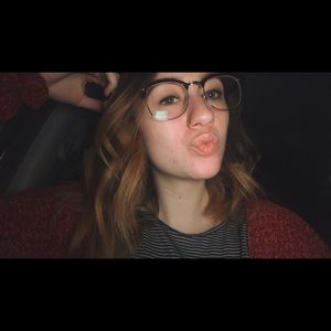 Meet your Posher, Mele